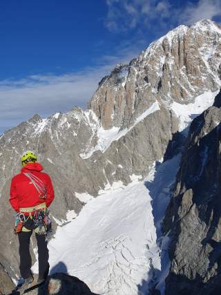 Hannes vor dem Mont Blanc.