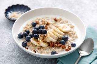 Schüssel mit Porridge